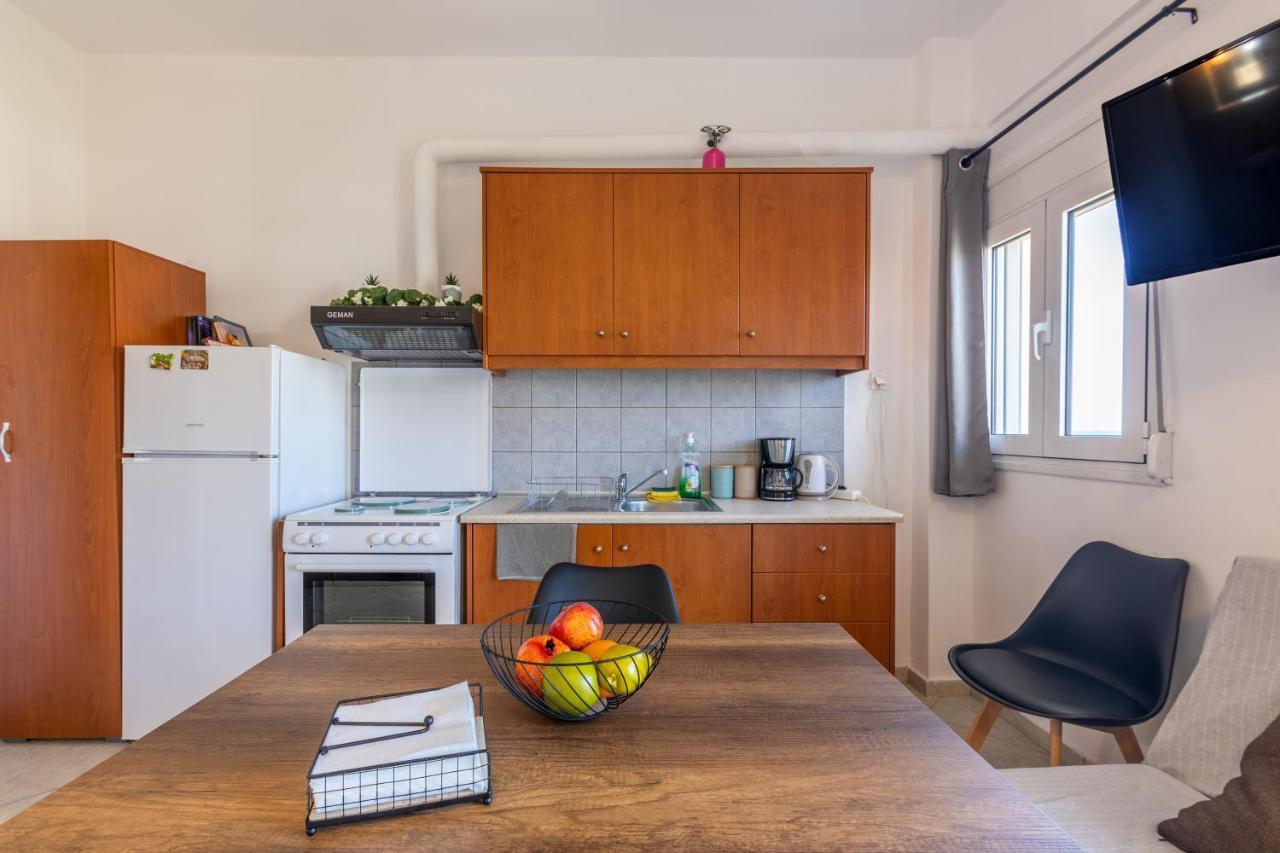 Studio On The Closest Beach To The City! Amoudara  Exterior photo