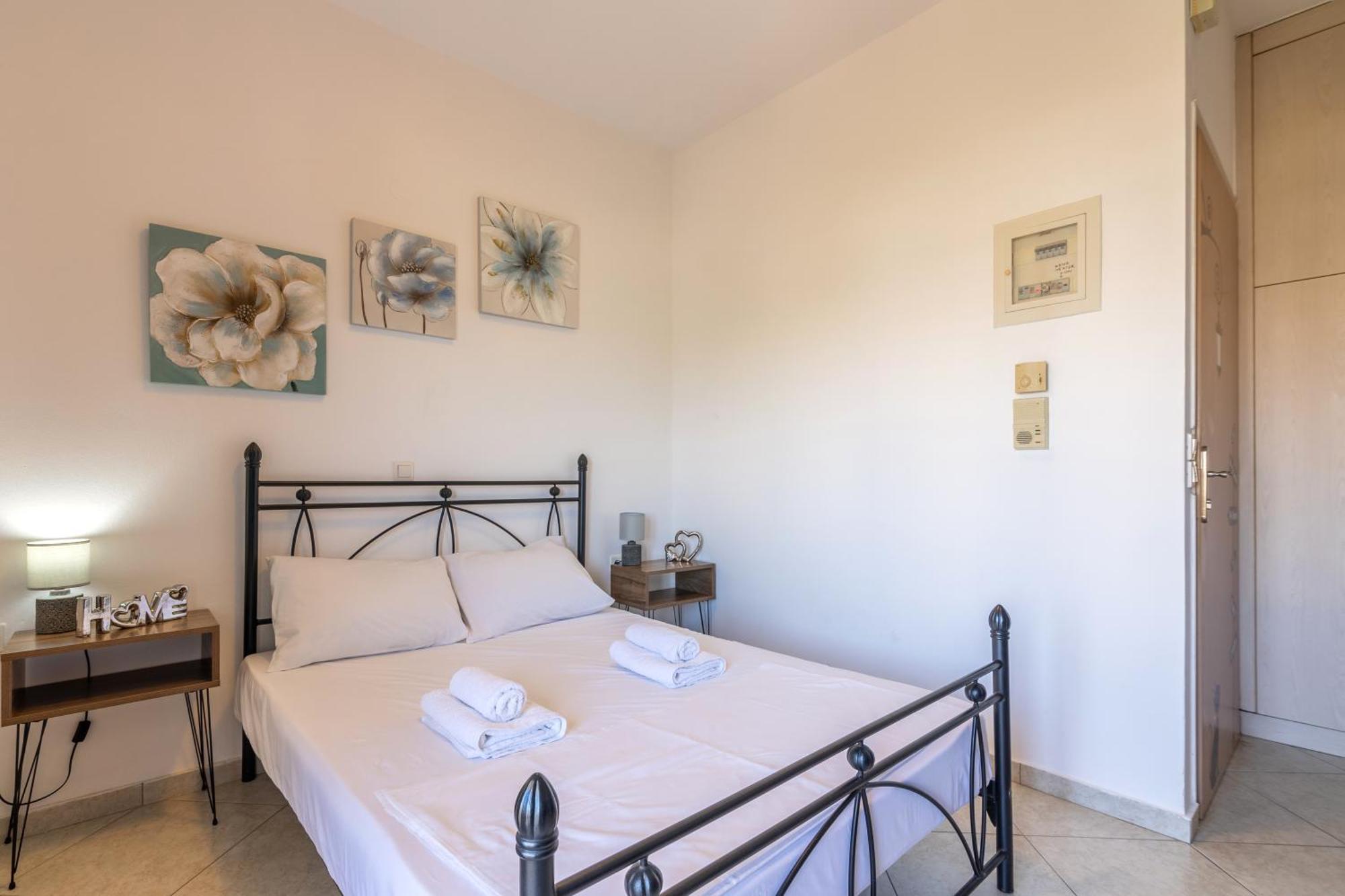 Studio On The Closest Beach To The City! Amoudara  Exterior photo
